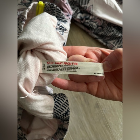 NWT Daily Practice by Anthropologie Windbreaker Jacket Pink Floral - Size XXS - Picture 6 of 9